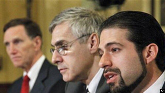 From left: TSA Administrator John Pistole, NYC Police Department Deputy Commissioner for Counterterrorism Richard Daddario, and Chicago Transit Authority President Richard Rodriguez, testify on Capitol Hill, before the House Homeland Security Committee, M