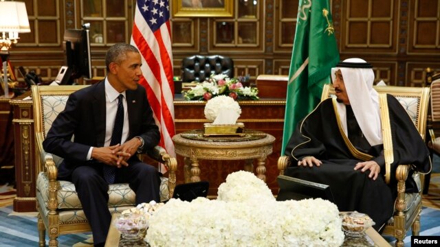 Барак Обама и король Салман. Эр-Рияд.