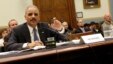 Jaksa Agung AS, Eric Holder (Foto: dok). Departeman Kehakiman AS dengan resmi mengakui bahawa AS telah menyebabkan tewasnya empat warga Amerika dalam serangan pesawat tak berawak di Yaman dan Pakistan sejak tahun 2009, Rabu (22/5).