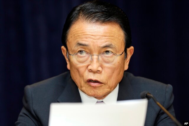 Bộ trưởng tài chánh Nhật Bản Taro Aso cho biết sẽ tiếp tục theo dõi sát diễn biến trên thị trường tiền tệ.