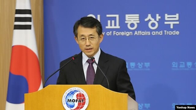 정례브리핑 중인 한국 외교통상부 조태영 대변인. (자료사진)
