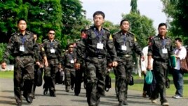 ကခ်င္လြတ္ေျမာက္ေရးအဖြဲ႔ KIO အဖြဲ႔ ျမစ္ႀကီးနားကို ေရာက္ရွိလာစဥ္ (၁၈ ေမ ၂၀၁၃)
