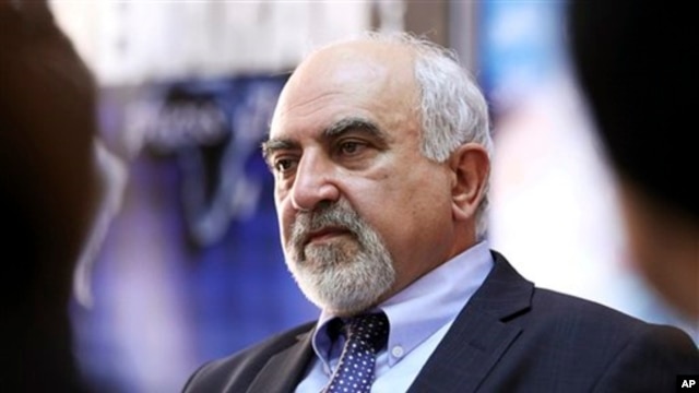 Paruir Airikian, satu dari delapan kandidat Presiden Armenia, ditembak oleh orang tak dikenal, Kamis malam (31/1) di Yerevan, ibukota Armenia.