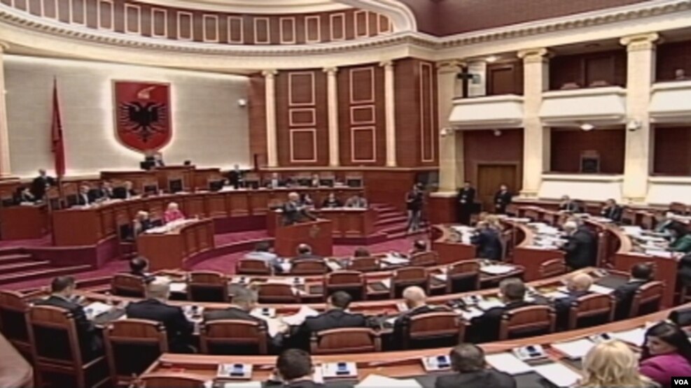 Drejtësia, miratohen 6 ligjet e reja