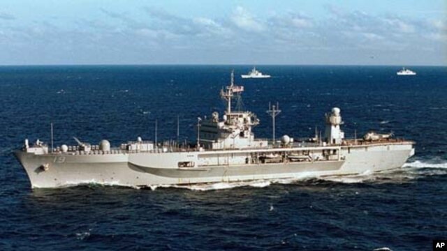 Soái hạm USS Blue Ridge của Đệ Thất Hạm Đội Hoa Kỳ