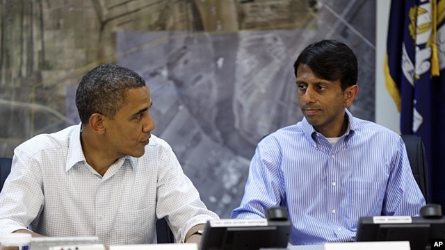 President Barack Obama (l) and Louisiana  Governor Bobby Jindal at Saint John Parish Emergency Operations Center (EOC) in LaPlace, Louisiana, Sept. 3, 2012.
