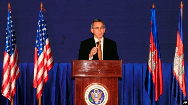 U.S. Principal Deputy Assistant Secretary of State for East Asian and Pacific Affairs Scot Marciel speaks during a press conference in Phnom Penh, Cambodia, Monday, Nov. 4, 2013. Scot made his press conference on Monday before wrapping up his two-day official visit to Cambodia. (AP Photo/Heng Sinith)