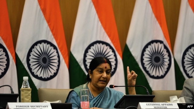 Indian Foreign Affairs Minister Sushma Swaraj gestures during a press conference in New Delhi on Aug. 22, 2015.