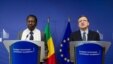 le président de la Commission européenne, Jose Manuel Barroso, et le président intérimaire malien, Dioncounda Traoré, devant la presse à Bruxelles 