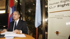 In a statement Tuesday, the envoy, Surya Subedi, says a political solution should be found to enable Sam Rainsy to “play a full role” in the election.