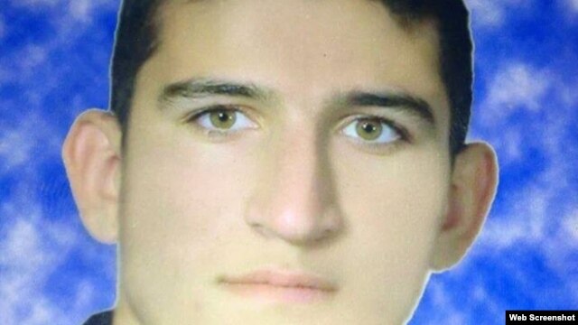 رضا براتی پناهجوی ایرانی که در اردوگاه پناهجویان در پاپو‌آ گینه نو کشته شد