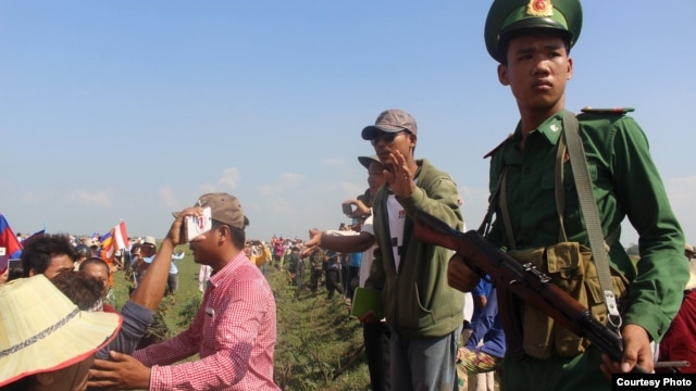 Ảnh chụp tại hiện trường vụ 'xô xát' giữa người Việt và Campuchia ở biên giới hai nước hôm 28/6/2015.