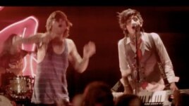  Članovi benda "Breathe Carolina"