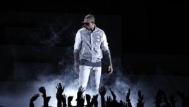 Chris Brown performs during the 54th annual Grammy Awards in Los Angeles, February 12, 2012. (AP Photo)