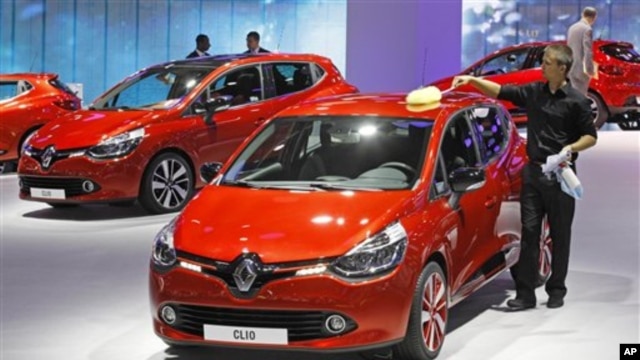 Xe của hãng Renault tại một cuộc Triển lãm ôtô ở Paris.