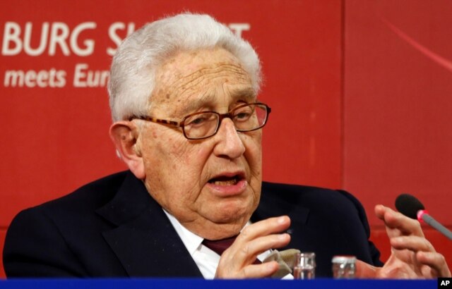 Dù mới thành lập, nhưng Viện Nghiên cứu các vấn đề Trung-Mỹ đã mời được cựu Ngoại Trưởng và Cố vấn An ninh Quốc gia Henry Kissinger, phát biểu tại diễn đàn mới này.