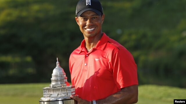 Tiger Woods ha superado a Jack Nicklaus como segundo ganador de títulos de la PGA después de Sam Snead. 