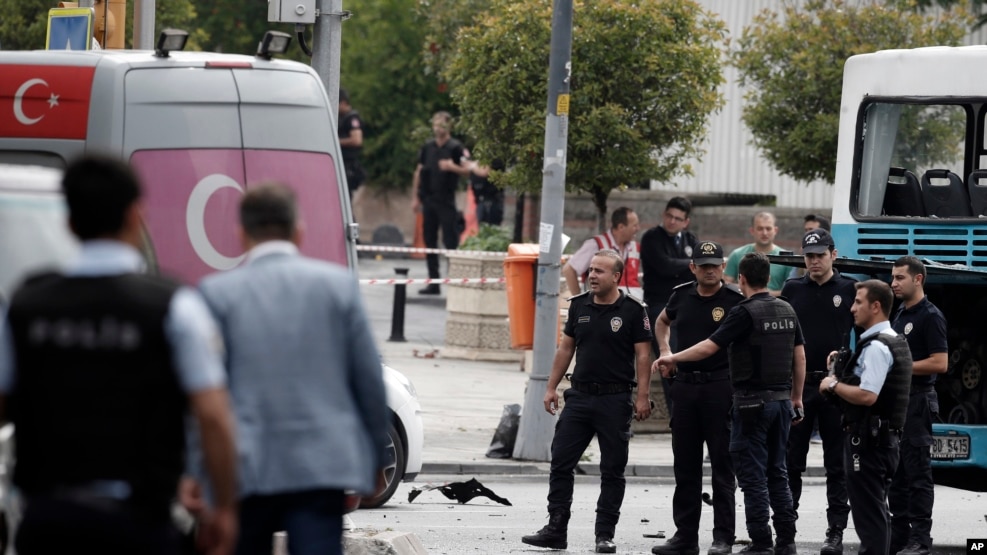 11 Qof oo ku Dhintay Qarax ka Dhacay Istanbul 11 Qof oo ku Dhintay Qarax ka Dhacay Istanbul