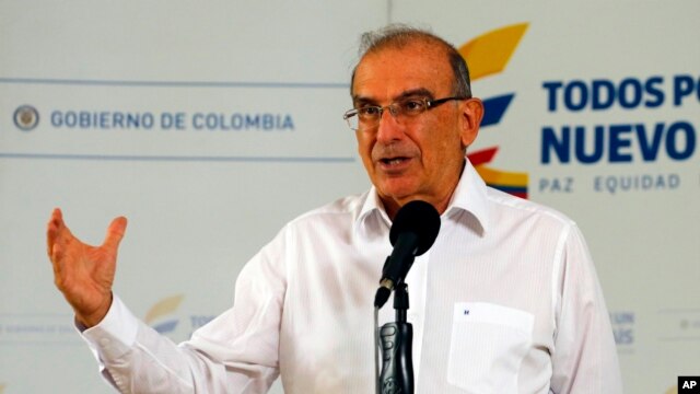 Humberto de la Calle, jefe negociador colombiano, dijo que las familias de los desaparecidos tienen derecho a saber que pasó.