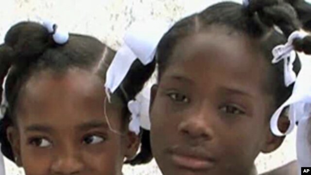 Haitian schoolchildren, 05 Apr 2010