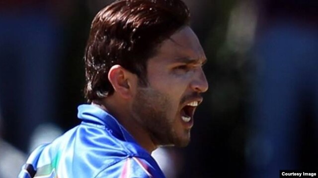 گلبدین نائب که با کسب ۸۱ دوش افغانستان را به پیروزی رساند