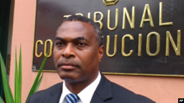 Abel Chivukuvuku