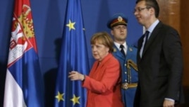 Merkel në Beograd: Be-ja mundëson paqen në Ballkanin Perëndimorë