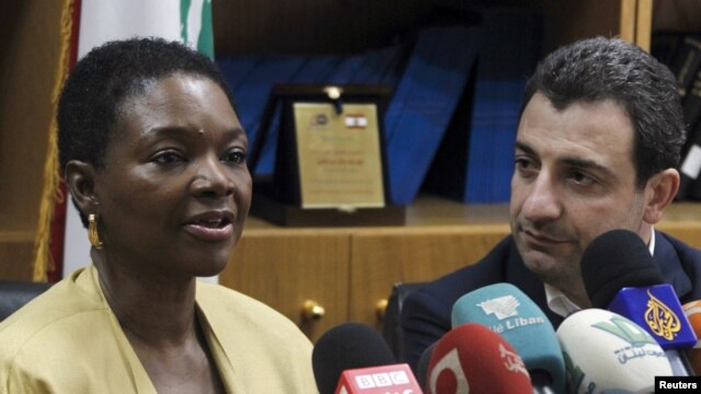 UN emergency relief coordinator Valerie Amos speaks during a joint news conference with Lebanon's Minister of Social Affairs Wael Abu Faour in Beirut, August 16, 2012.