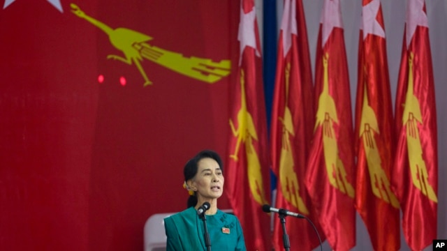 Burma's opposition leader Aung San Suu Kyi speaks during first ever congress of her National League for Democracy party at Royal Rose restaurant in Rangoon, Mar. 9, 2013. 