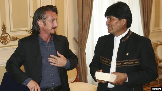 Sean Penn le pidió  al presidente Morales la inmediata liberación, exoneración y regreso de Ostreicher a EE.UU. 