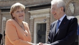 Nemačka kancelarka Angela Merkel i italijanski premijer Mario Monti tokom susreta u Rimu