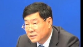 新疆自治区副主席史大刚2013年5月27日在北京举行的国新办新闻发布会上讲话。(美国之音东方拍摄)