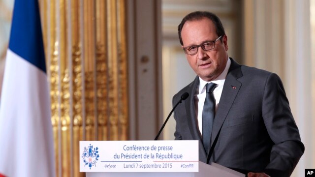 Tổng thống Pháp Francois Hollande phát biểu trong cuộc họp báo tại điện Elysee ở Paris, ngày 7/9/2015.