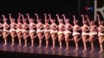 Vũ đoàn Rockettes khiến mùa lễ cuối năm ở New York thêm tưng bừng