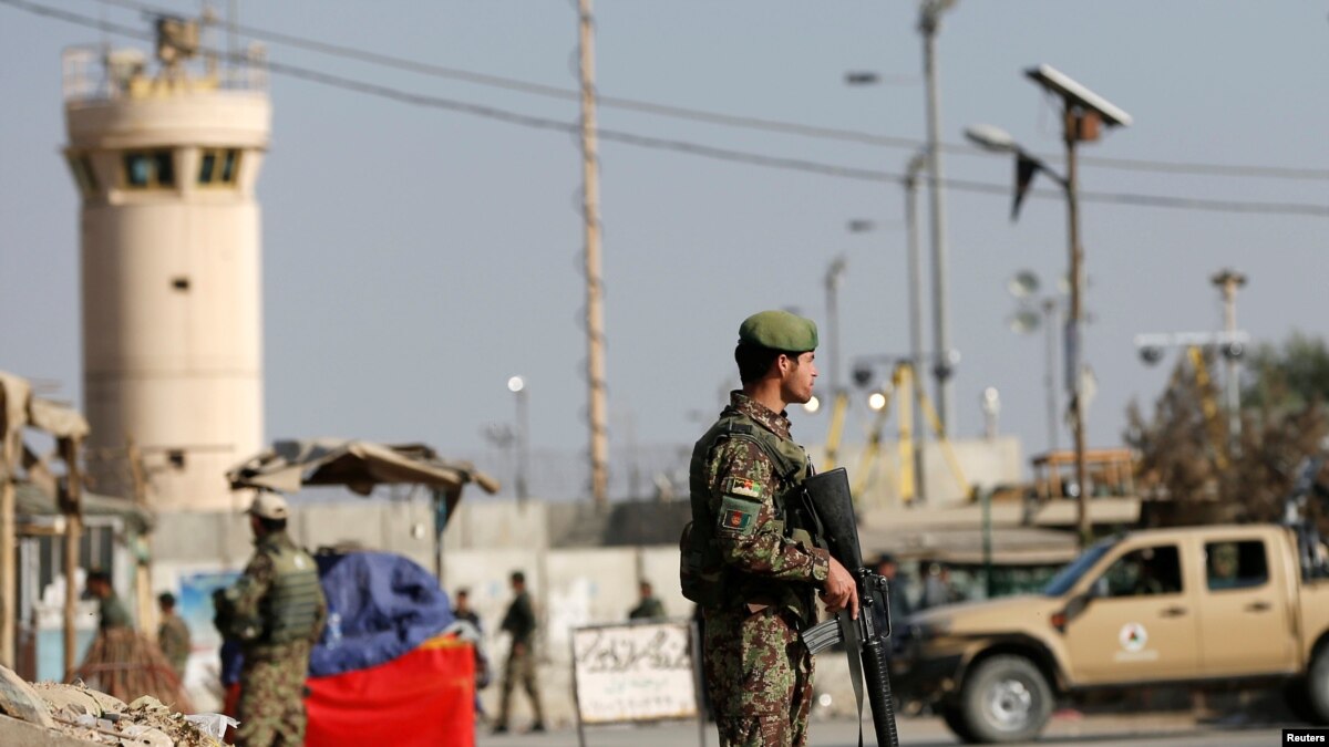 Tres soldados y un contratista estadounidenses asesinados en Afganistán