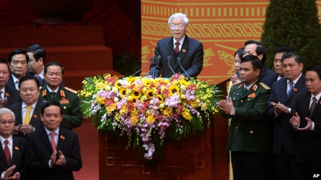 Tổng bí thư Đảng Cộng sản Việt Nam Nguyễn Phú Trọng phát biểu trong buổi lễ bế mạc Đại hội đảng toàn quốc lần thứ 12 tại Hà Nội, ngày 28/1/2016.