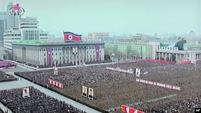 North Korea's state television shows troops and civilians at Pyongyang's Kim Il Sung Square on April 20, 2012.