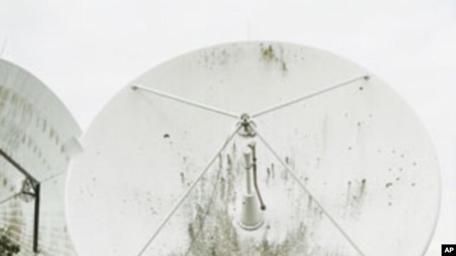 Iran Jams Satellites to Block Transmissions by VOA, BBC 