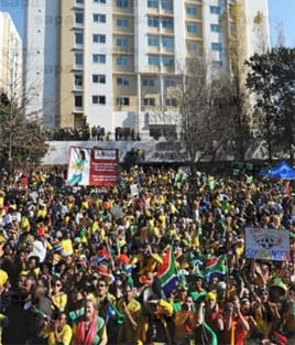 South Africans mark final countdown to World Cup, 9 June 2010