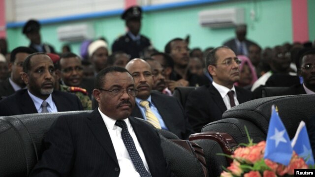 Hailemariam Desalegn attends the inauguration ceremony of Somalia's President Hassan Sheikh Mohamud in Mogadishu September 16, 2012. 