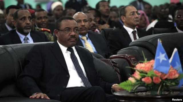 Hailemariam Desalegn attends the inauguration ceremony of Somalia's President Hassan Sheikh Mohamud in Mogadishu, September 16, 2012. 