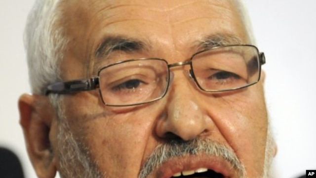 The leader and founder of the moderate Islamic party Ennahda, Rached Ghannouchi, adresses the media during a press conference held in Tunis, October 28, 2011.