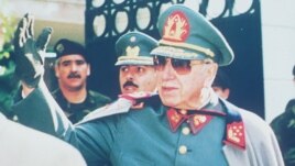 A través de sus organismos de inteligencia, Pinochet utilizó a periodistas para "festinar" con una visita de la CIDH a Chile.