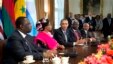 Presiden AS Barack Obama bertemu dengan, dari kiri ke kanan, Presiden Senegal Macky Sall, Presiden Malawi Joyce Banda, Presiden Sierra Leone Ernest Bai Koroma dan Perdana Menteri Cape Verde José Maria Pereira Neves, di Washington. (AP/Manuel Balce Ceneta)