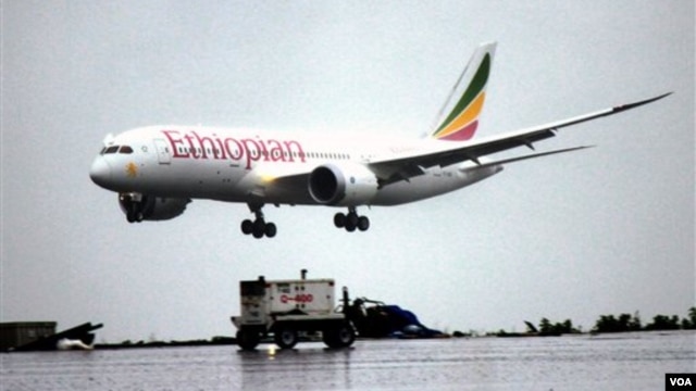 A  Boeing 787 Dreamliner lands at Addis Ababa airport Aug.17, 2012