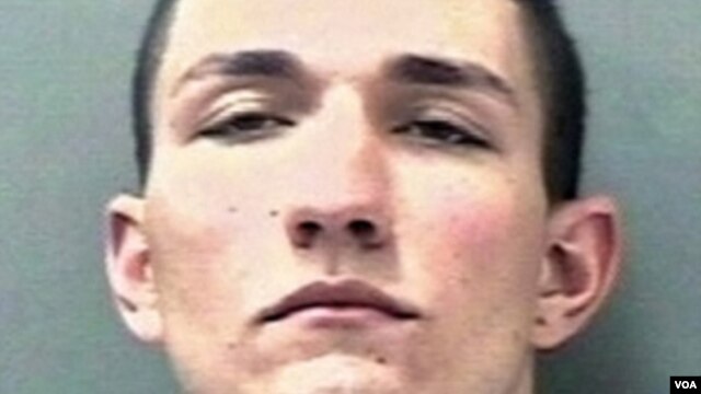 Según los fiscales, el soldado Naser Jason Abdo, intentó construir dos bombas.