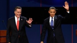 Mitt Romney et Barack Obama à la fin du débat