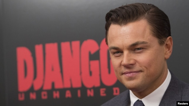 Aktor Leonardo DiCaprio saat menghadiri pemutaran perdana film 'Django Unchained' di New York, 1 Desember 2012 (Foto: dok). DiCaprio dan WWF, mengimbau pemerintah Thailand untuk melarang semua perdagangan gading di negara tersebut dalam kampanye global untuk menanggulangi kejahatan satwa liar ilegal.