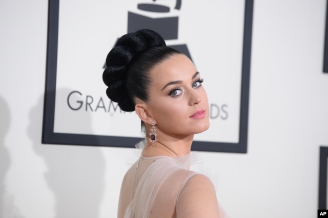 Katy Perry arrives at the 56th annual Grammy awards at the Staples Center on Jan. 26, 2014, in Los Angeles.