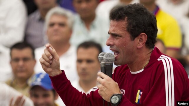 El expresidente colombiano ha acusado a Chávez de asesino y ha manifestado su apoyo a Capriles.